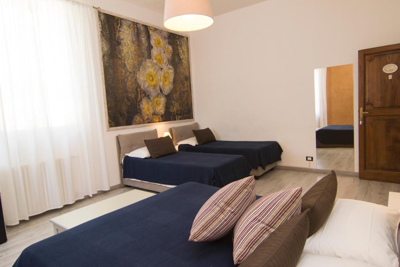 B&B 7 Rooms Πίζα Εξωτερικό φωτογραφία